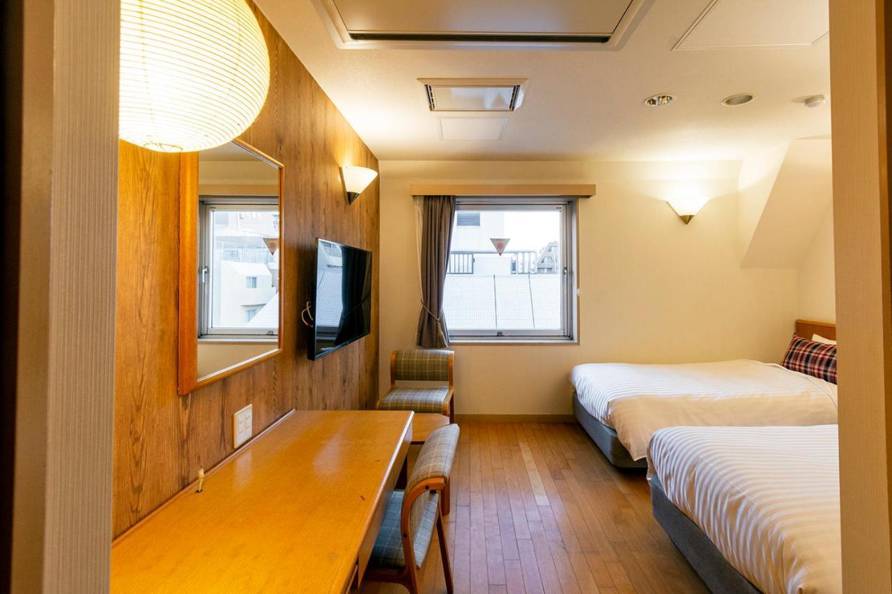 Hotel Toms Tokyo Luaran gambar
